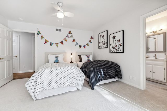 $6,035,000 | 2195 Ward Way, Woodside, CA 94062