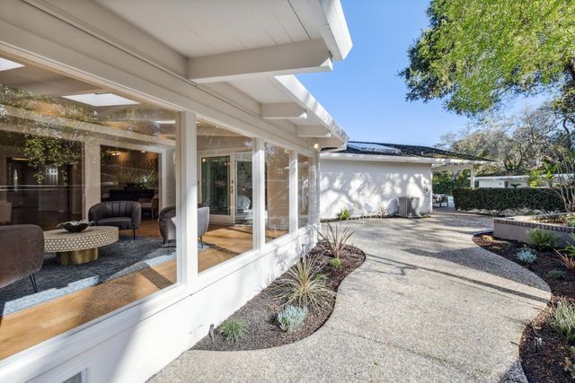 $6,035,000 | 2195 Ward Way, Woodside, CA 94062