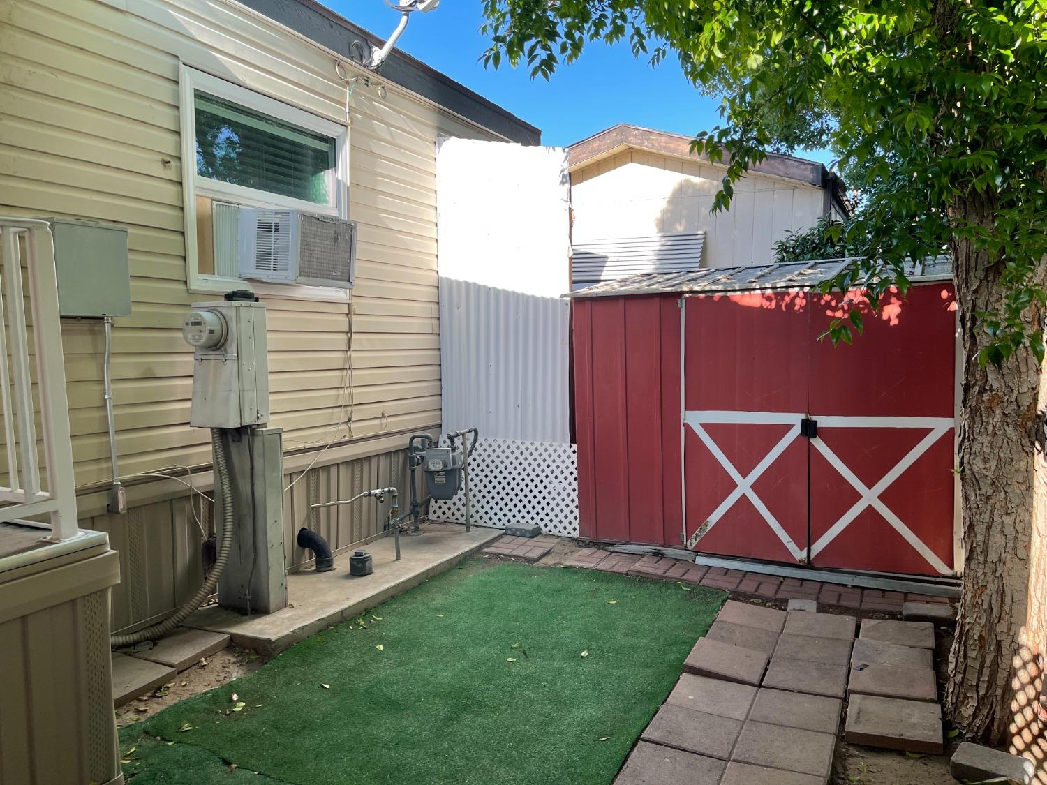 2110 Helm Avenue, Unit 16 Clovis, CA 93612 - Photo 8 of 31