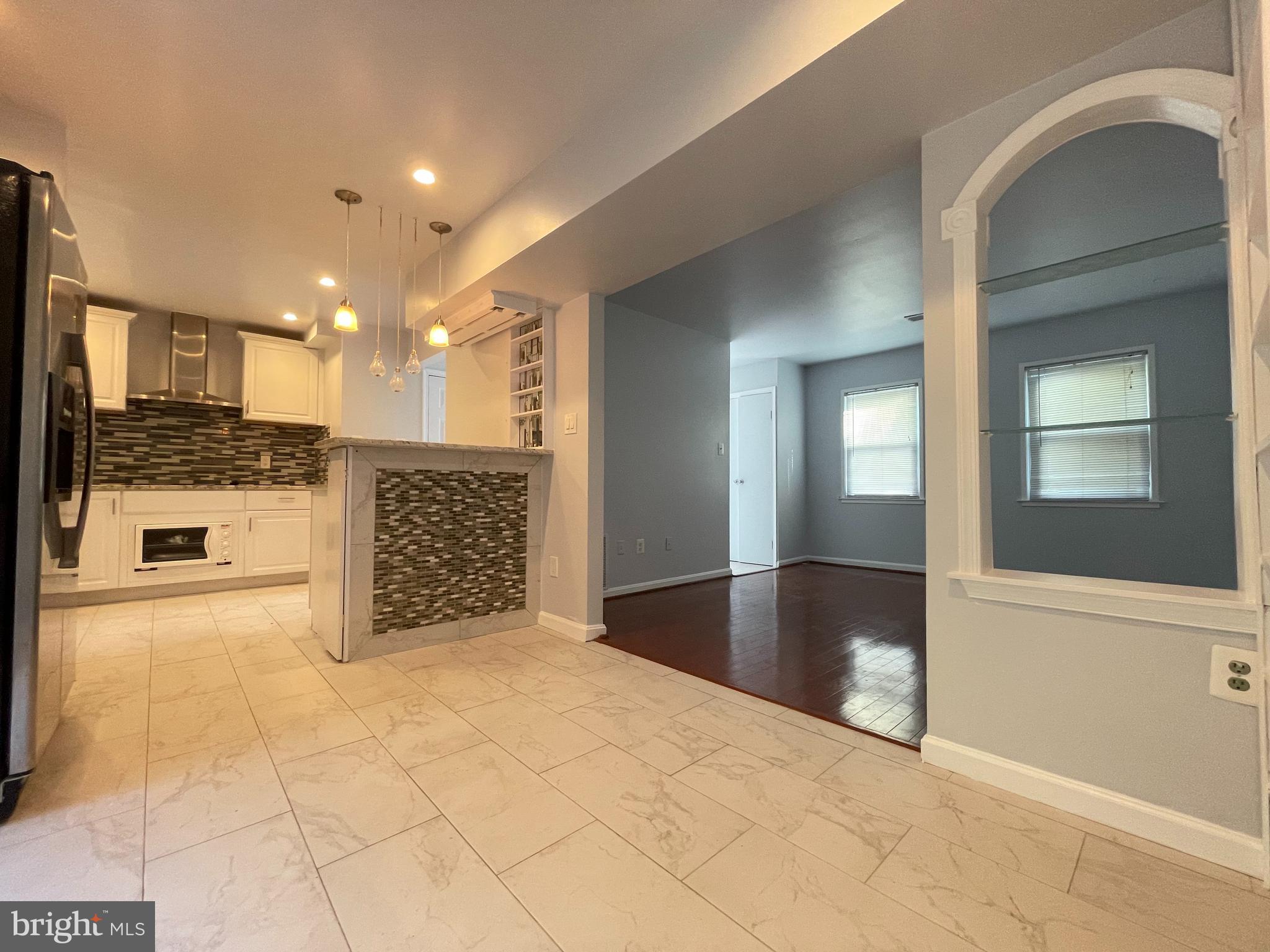 7744 Matisse Way Springfield, VA 22153 - Photo 3 of 14 Gallery Image 3