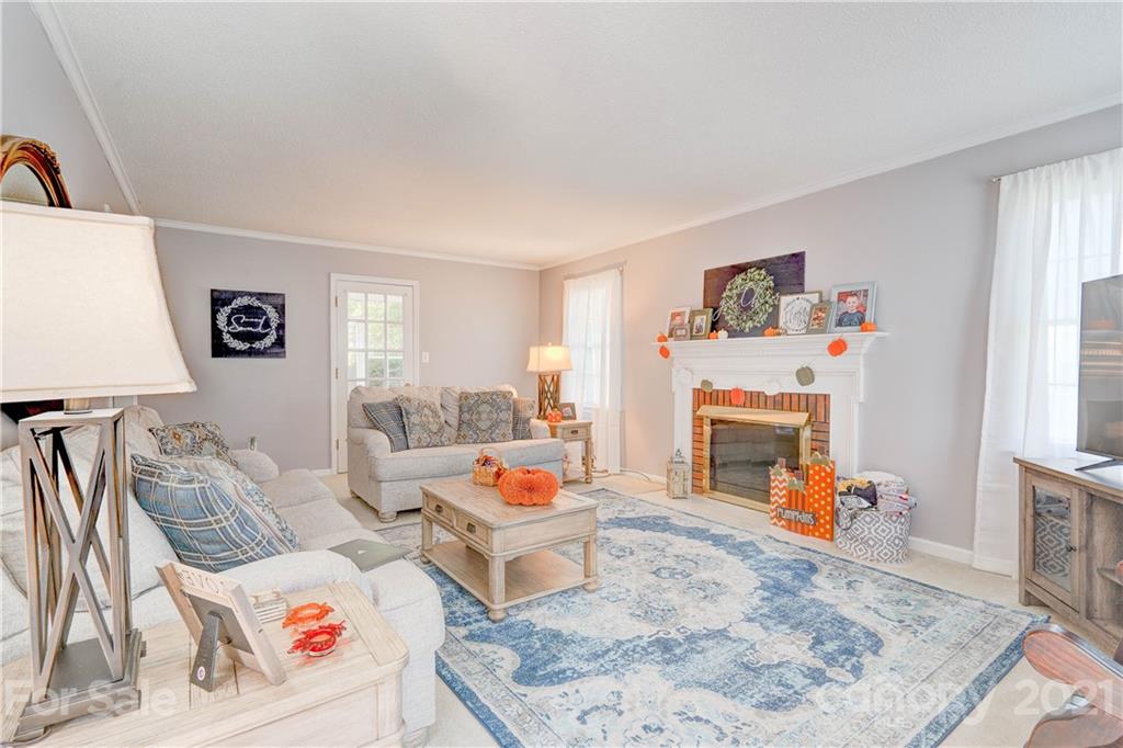 1107 Shamrock Road Shelby, NC 28152 - Photo 2 of 17 Gallery Image 2