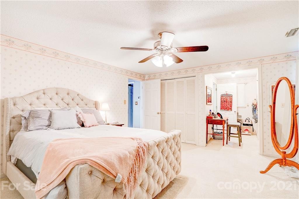 1107 Shamrock Road Shelby, NC 28152 - Photo 5 of 17 Gallery Image 5