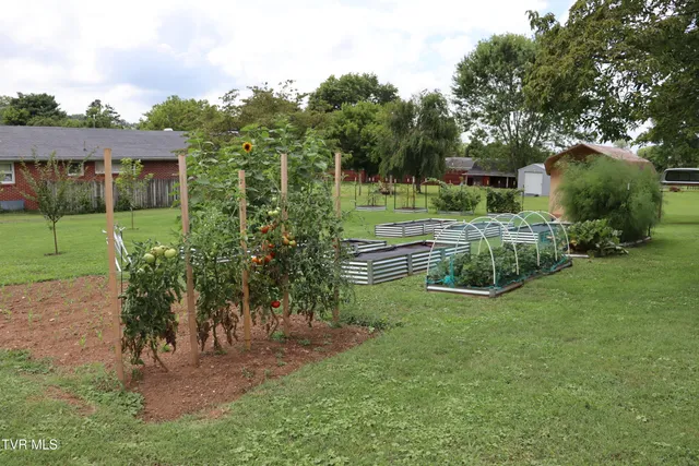 $199,900 | 172 Harless Avenue, Jonesville, VA 24263