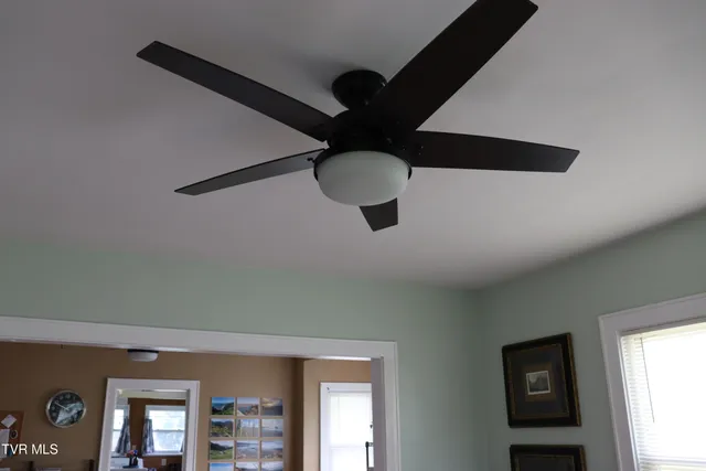 $199,900 | 172 Harless Avenue, Jonesville, VA 24263