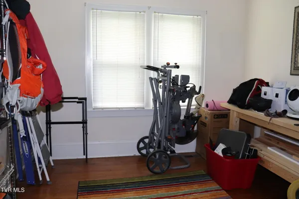 $189,900 | 172 Harless Avenue, Jonesville, VA 24263