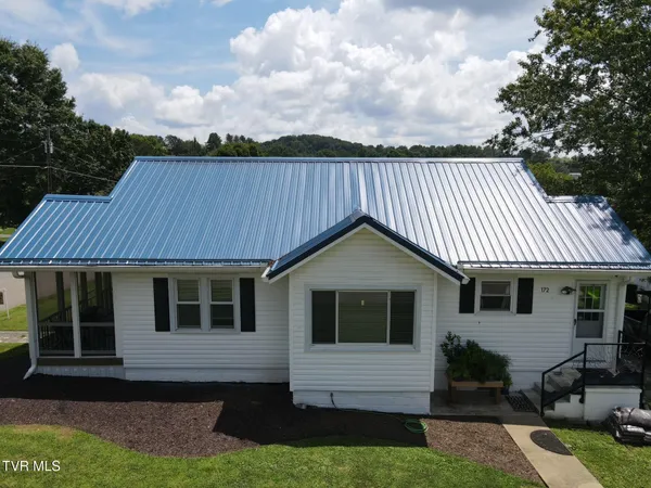 $189,500 | 172 Harless Avenue, Jonesville, VA 24263