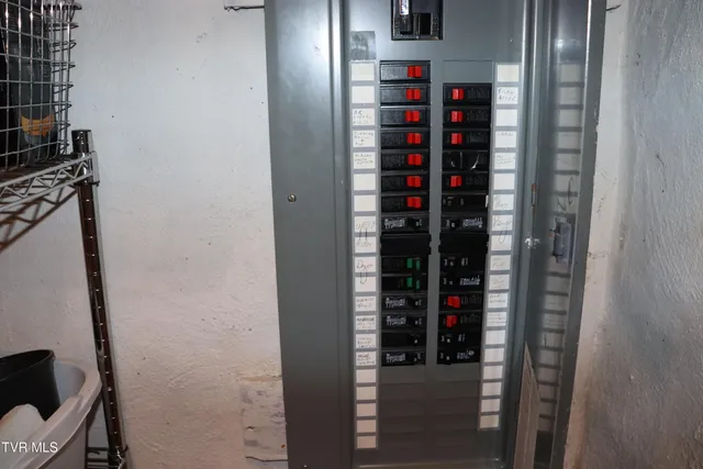 $199,900 | 172 Harless Avenue, Jonesville, VA 24263