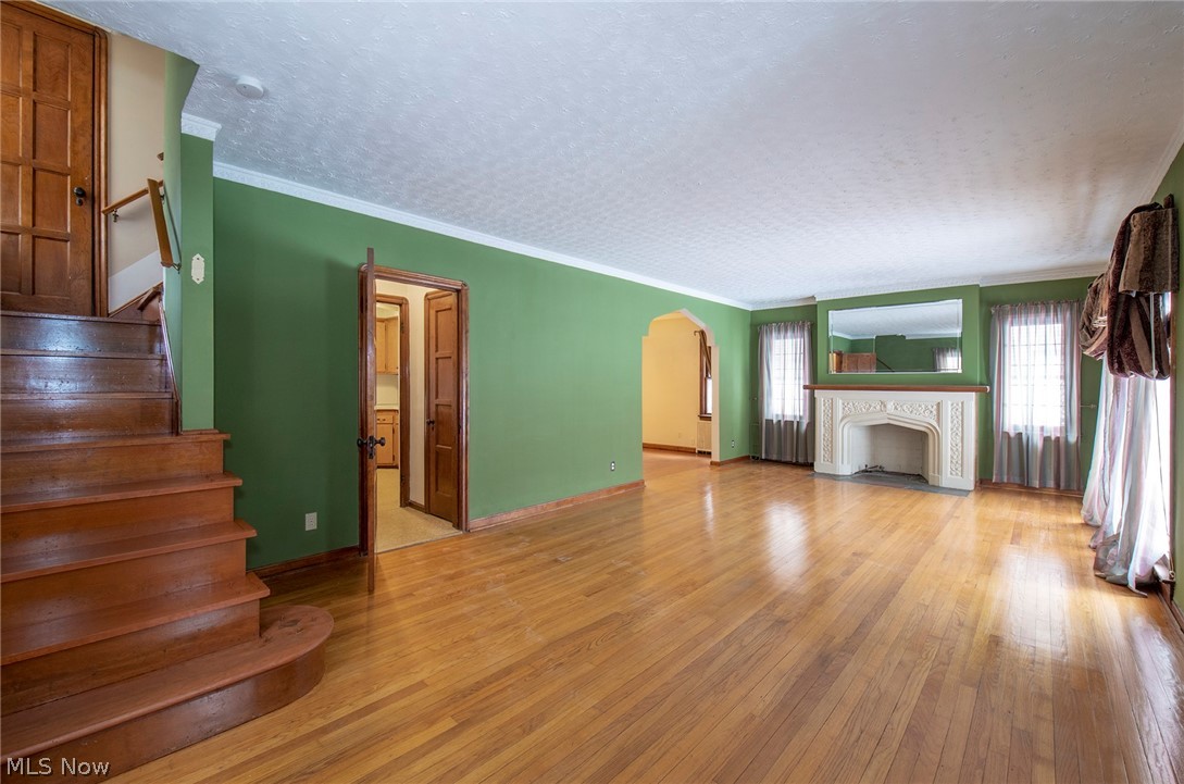 3610 Harvey Road Cleveland, OH 44118 - Photo 2 of 16 Gallery Image 2
