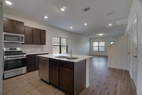 $2,199 | 21517 Quick Fox Drive, Pflugerville, TX 78660