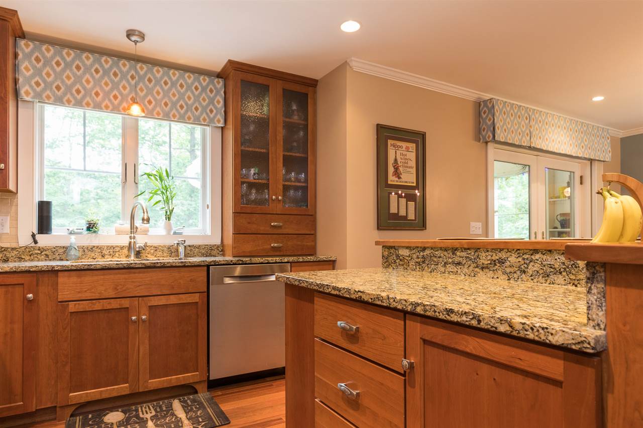 6 Maple Avenue Rye, NH 03870 - Photo 21 of 40