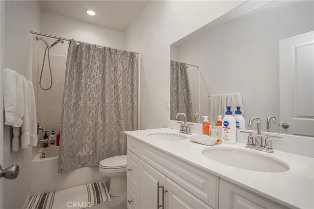 $3,900 | 6966 Cottonwood Lane, Buena Park, CA 90621