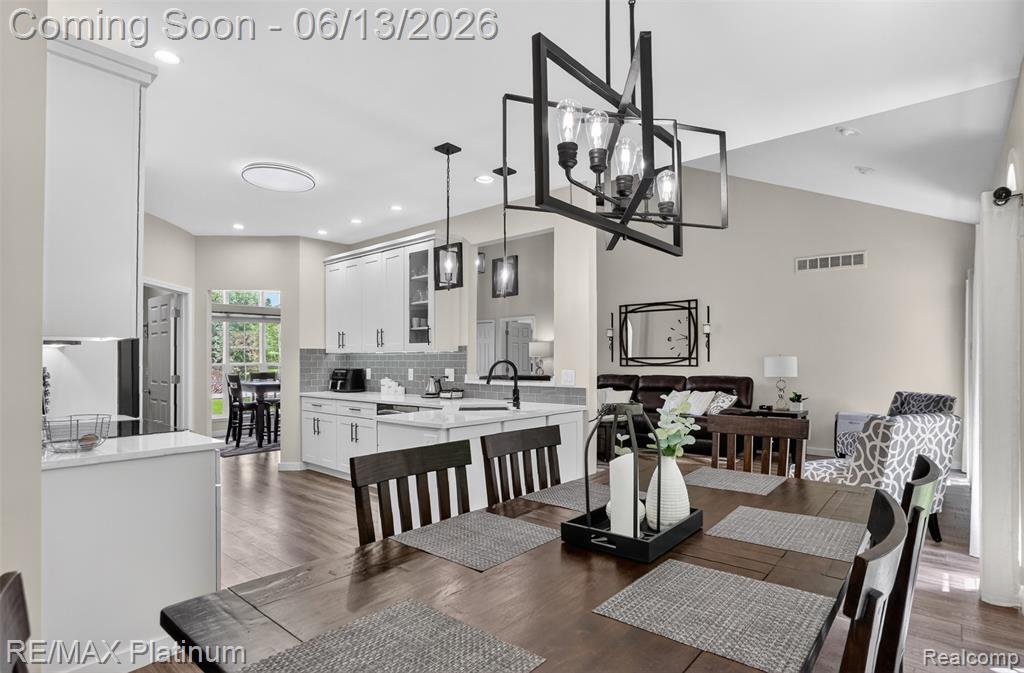 5060 Yax Pointe Drive Howell, MI 48843 - Photo 13 of 61