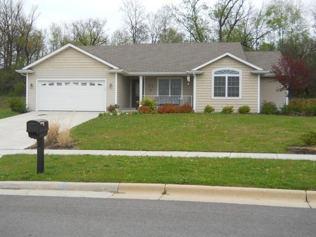 665 North Joshua Lane, Lake Geneva, WI 53147