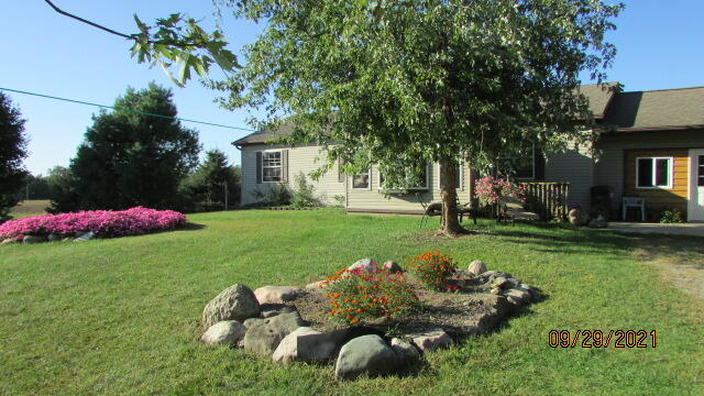13800 Folks Road Hanover, MI 49241 - Photo 3 of 80 IMG_0174