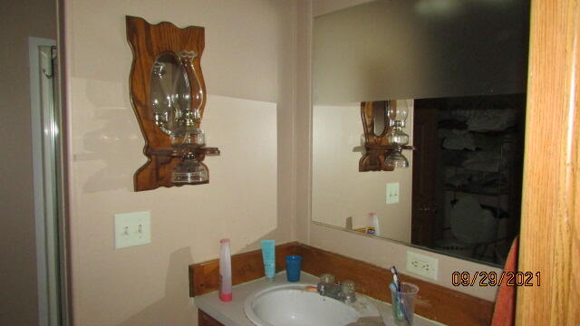 13800 Folks Road Hanover, MI 49241 - Photo 41 of 80 IMG_0229