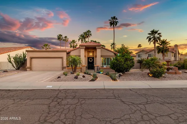 $665,000 | 2747 East Desert Trumpet Road, Phoenix, AZ 85048