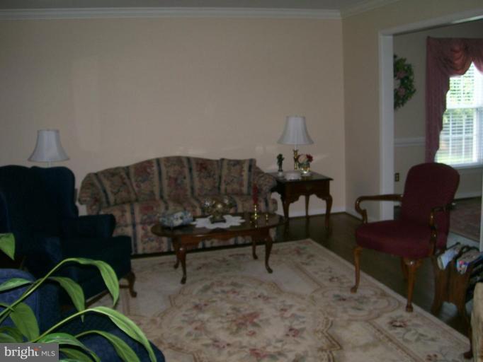 15211-15211 Chestnut Fork Road Culpeper, VA 22701 - Photo 2 of 15 Living Room