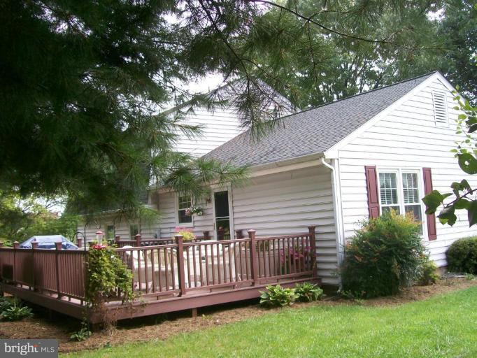 15211-15211 Chestnut Fork Road Culpeper, VA 22701 - Photo 12 of 15 Back yard