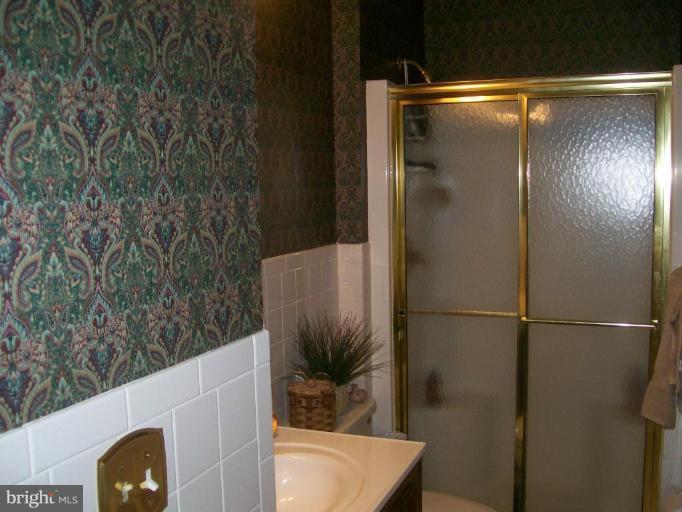 15211-15211 Chestnut Fork Road Culpeper, VA 22701 - Photo 10 of 15 Master Bath #2
