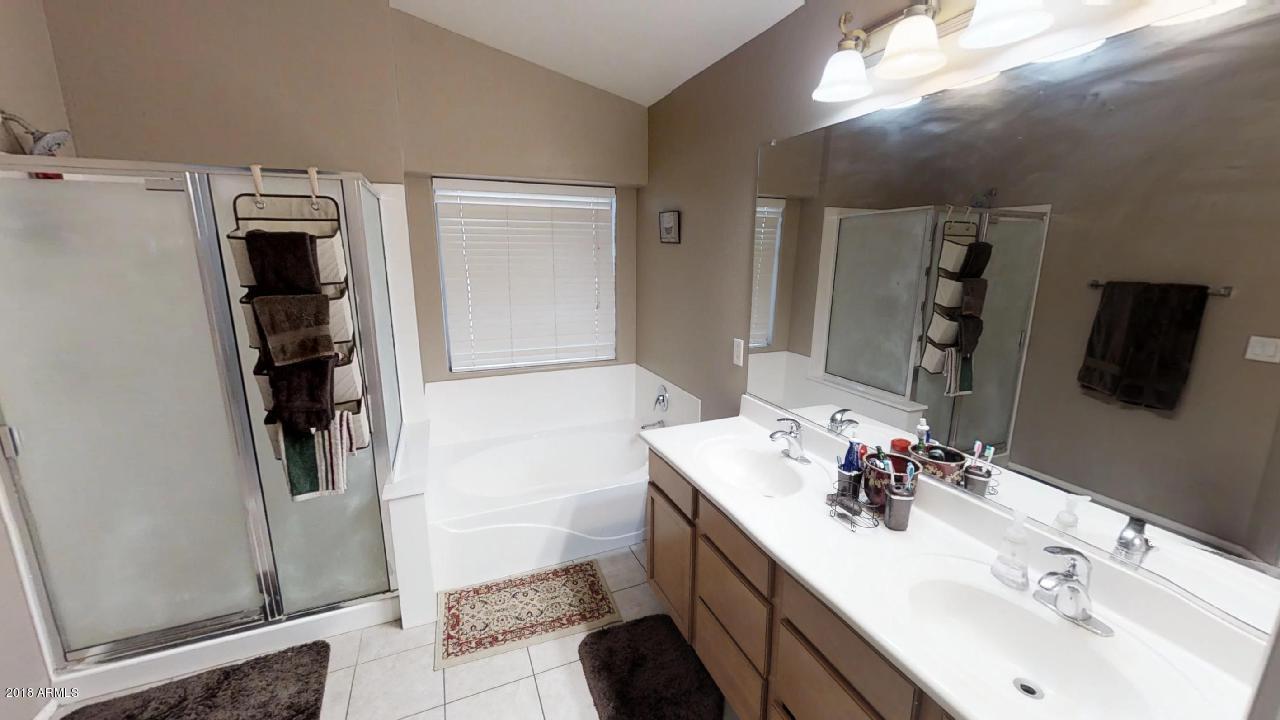 10419 West Trumbull Road Tolleson, AZ 85353 - Photo 10 of 14 Master Bathroom