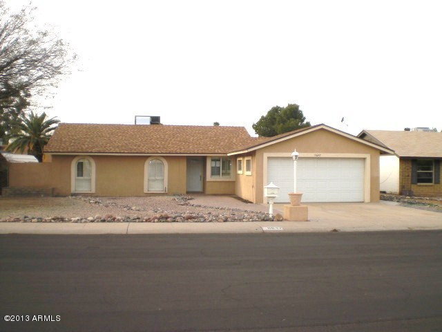 5647 West Hatcher Road Glendale, AZ 85302 - Photo 1 of 44 023-357726 front center