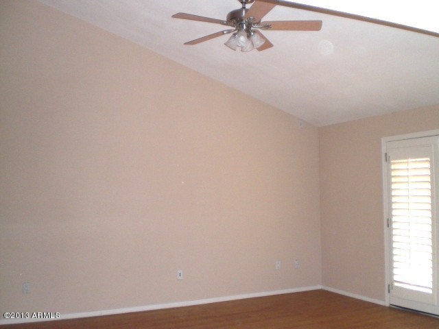 5647 West Hatcher Road Glendale, AZ 85302 - Photo 12 of 44 023-357726 living room pic 2