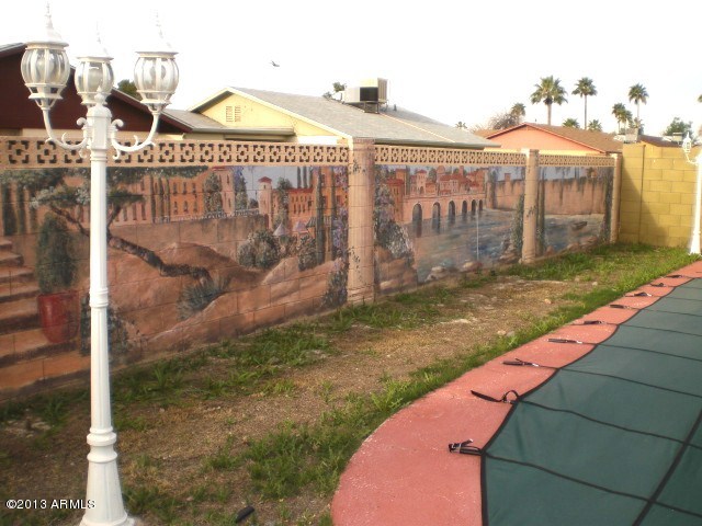 5647 West Hatcher Road Glendale, AZ 85302 - Photo 35 of 44 023-357726 rear yard mural