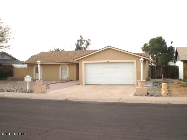 5647 West Hatcher Road Glendale, AZ 85302 - Photo 4 of 44 023-357726 front right