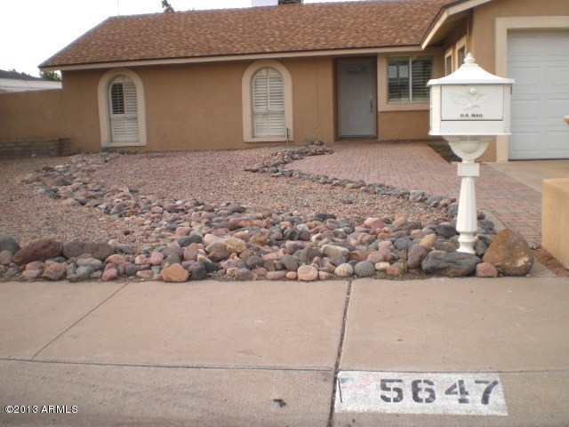 5647 West Hatcher Road Glendale, AZ 85302 - Photo 6 of 44 023-357726 front yard pic 2