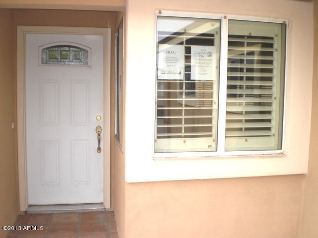 5647 West Hatcher Road Glendale, AZ 85302 - Photo 9 of 44 023-357726 front entry close up