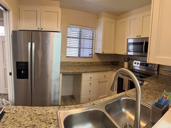 $3,700 | 8840 Villa La Jolla Drive, La Jolla, CA 92037