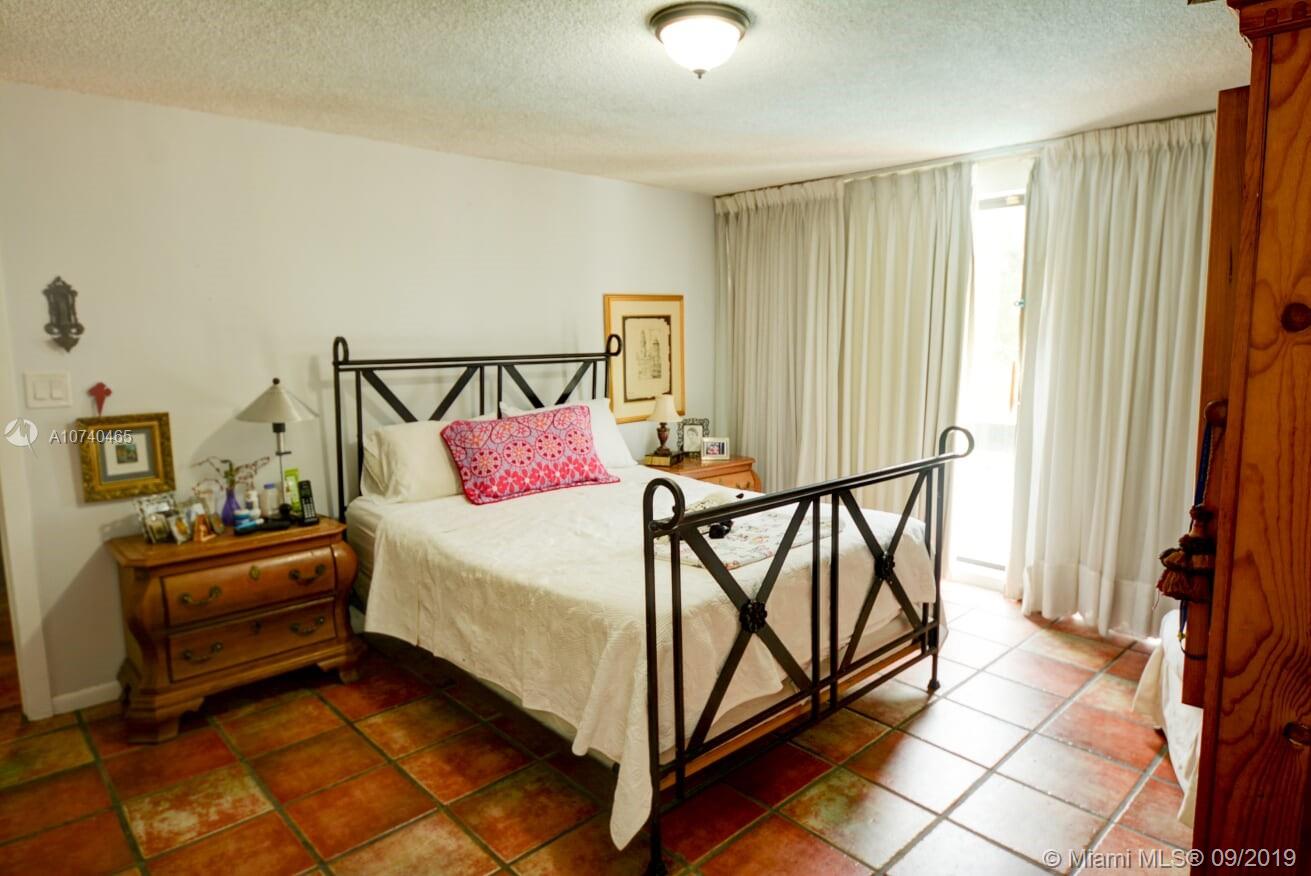 80 Bay Heights Drive Miami, FL 33133 - Photo 18 of 28