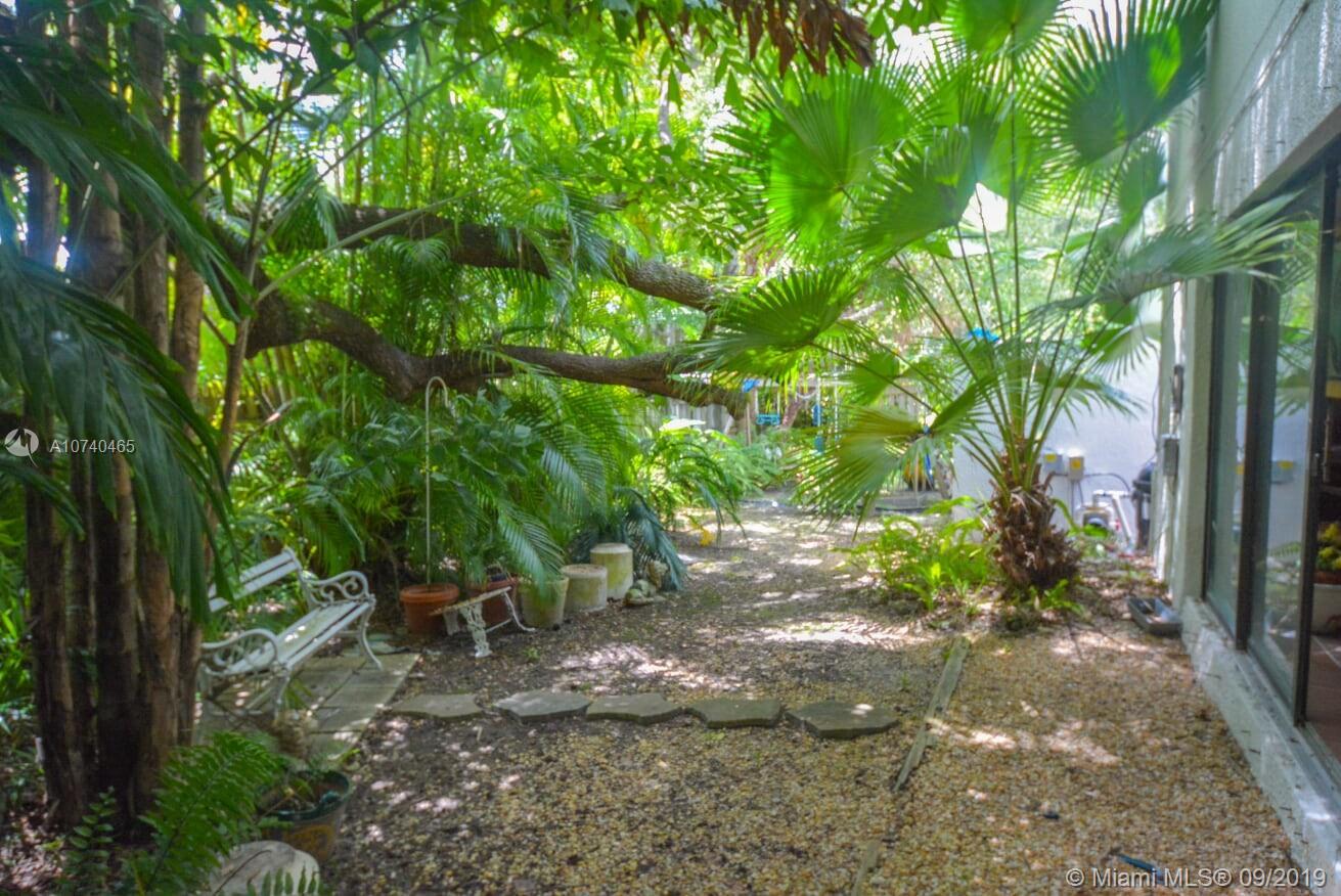 80 Bay Heights Drive Miami, FL 33133 - Photo 27 of 28