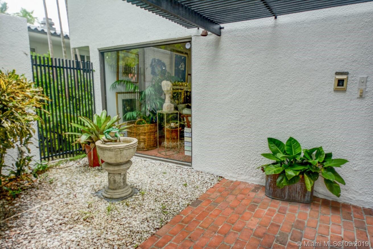 80 Bay Heights Drive Miami, FL 33133 - Photo 5 of 28