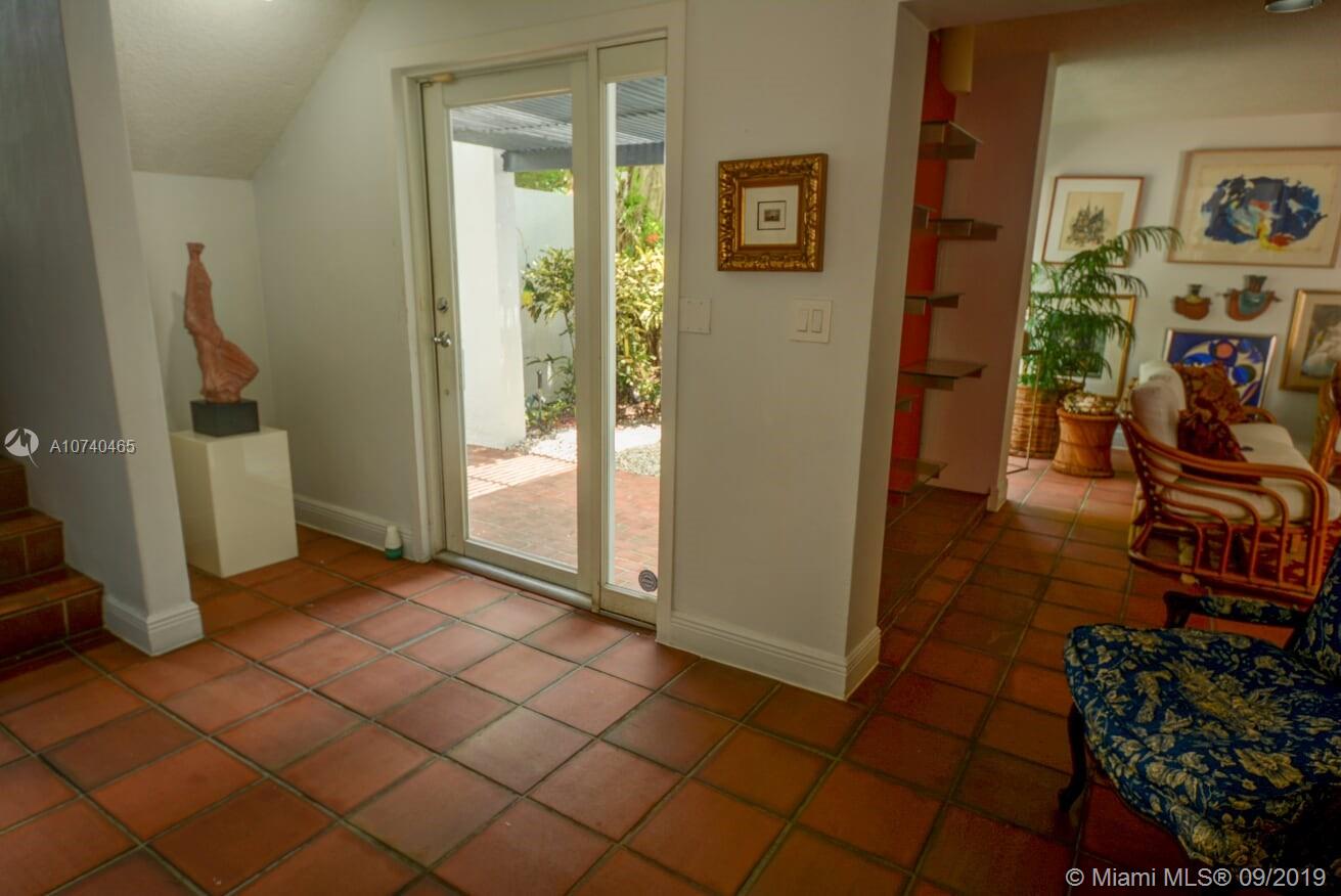 80 Bay Heights Drive Miami, FL 33133 - Photo 6 of 28