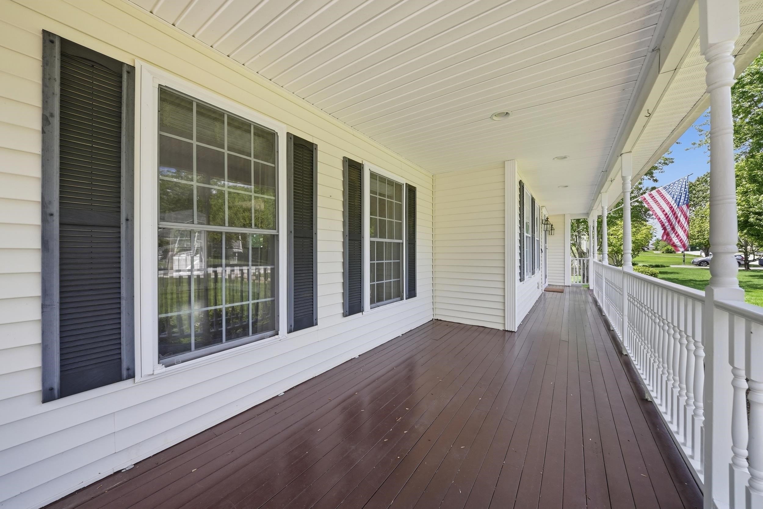 13 Stirling Avenue Hooksett, NH 03106 - Photo 6 of 50
