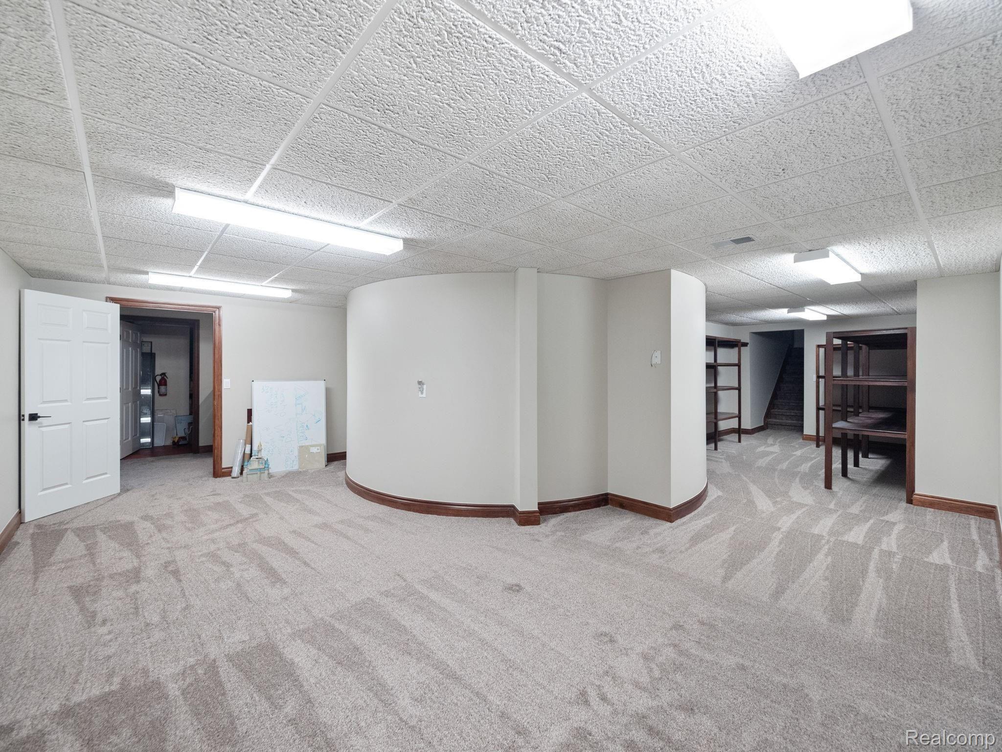 3652 Walnut Brook Drive Rochester, MI 48309 - Photo 38 of 46 87-web-or-mls-P3466360.jpg