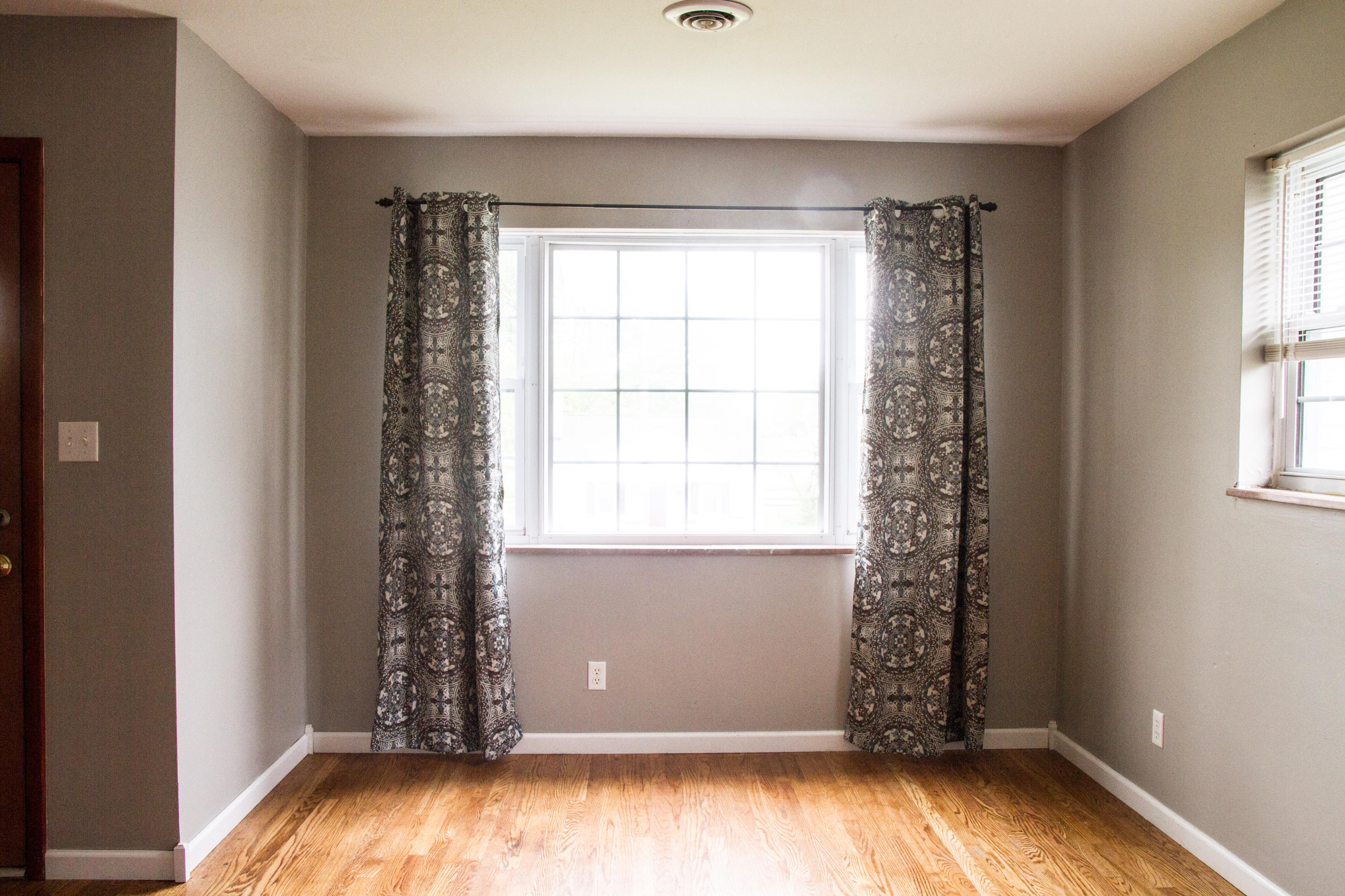 816 Fowler Street Clinton, TN 37716 - Photo 5 of 25 family room