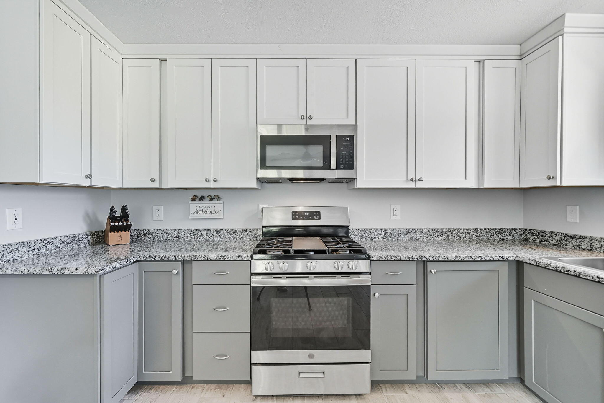 3488 Oasis Road Redding, CA 96003 - Photo 13 of 41 13-web-or-mls-IMG-13