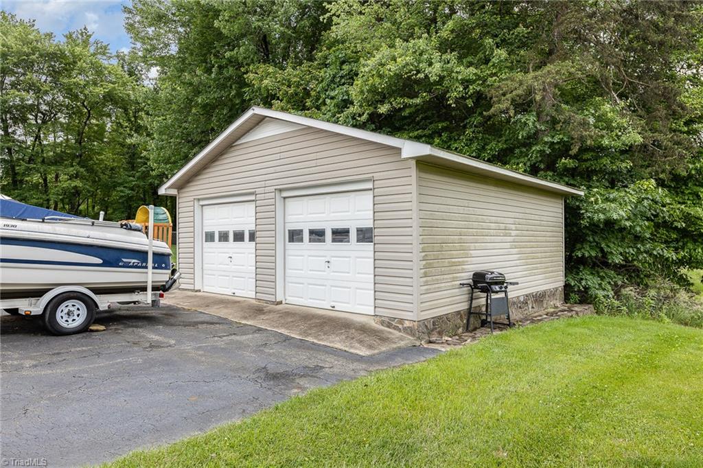 235 Eldora Road Ararat, NC 27007 - Photo 28 of 28 Gallery Image 28