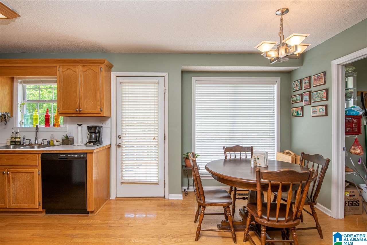 102 Twin Lakes Road Trussville, AL 35173 - Photo 12 of 38
