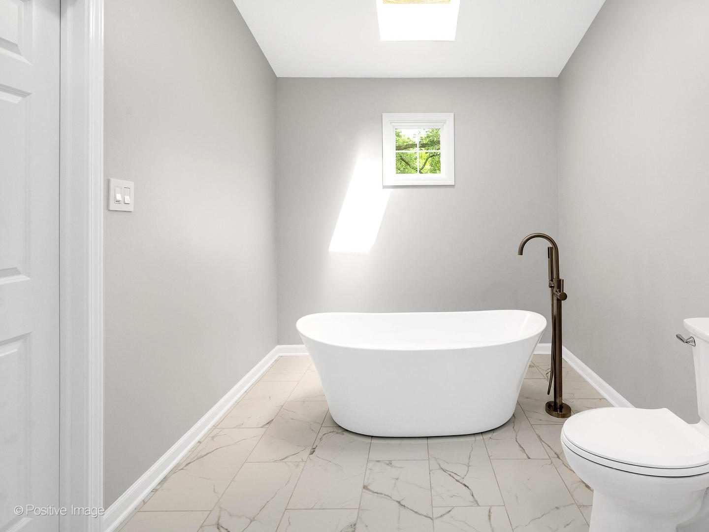 805 Potomac Avenue Naperville, IL 60565 - Photo 19 of 38 a white bath tub sitting next to a white toilet