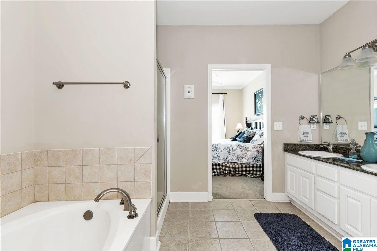 90 Crowne Pointe Road, Unit 205C Dadeville, AL 36853 - Photo 15 of 25