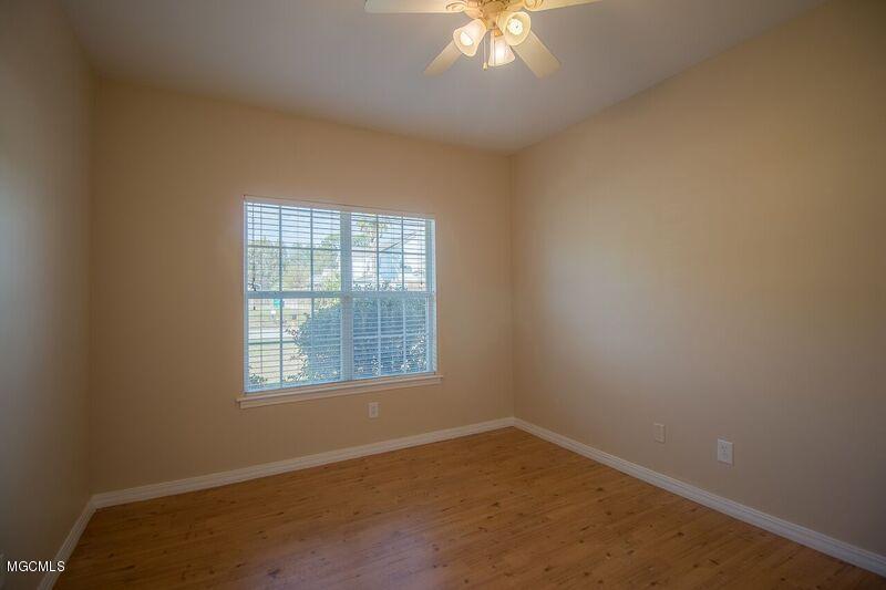 8921 Spring Avenue Ocean Springs, MS 39564 - Photo 10 of 18 8921%20Spring%20Ave-109_preview
