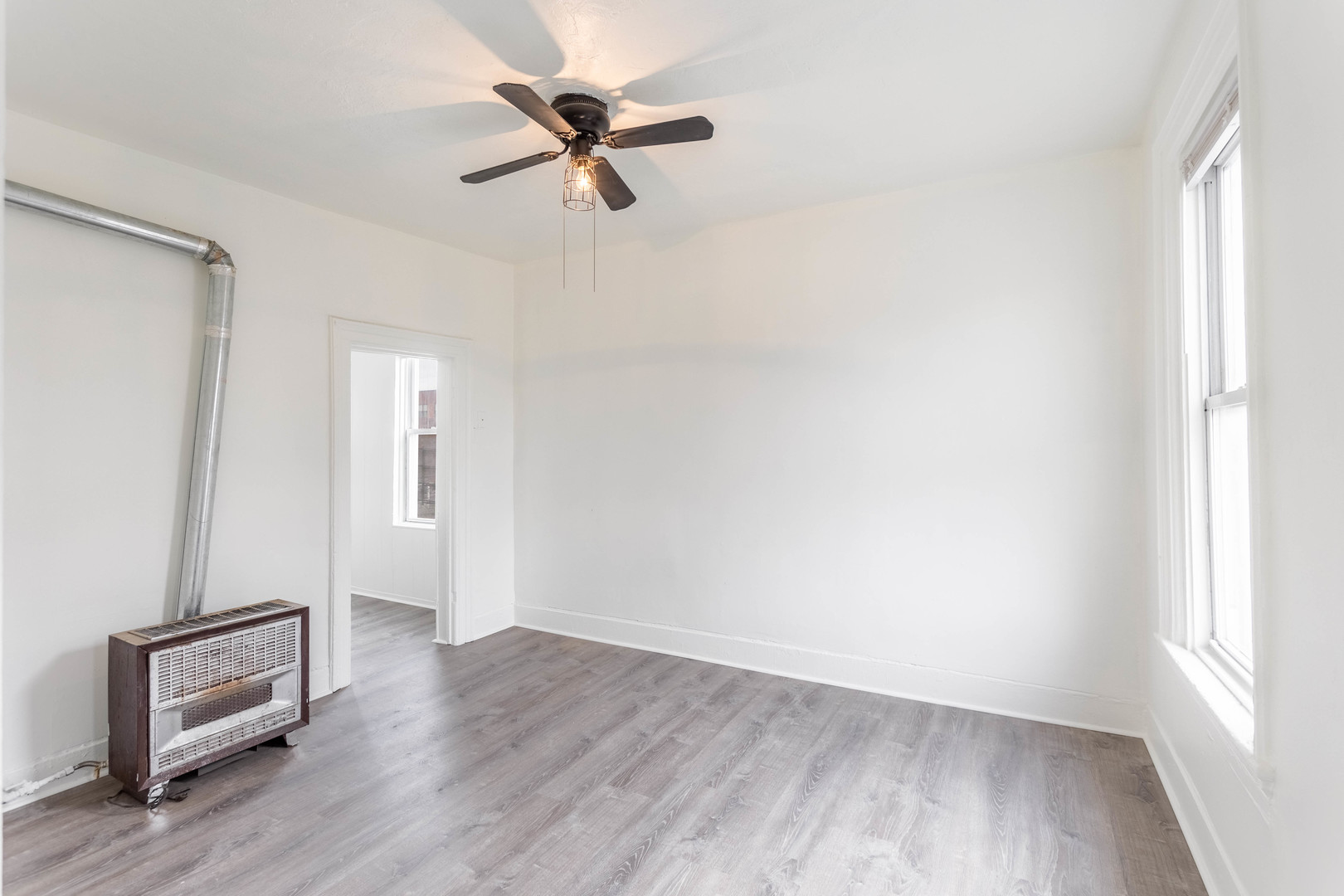 1115 West 17th Street, Unit 2R Chicago, IL 60608 - Photo 5 of 11