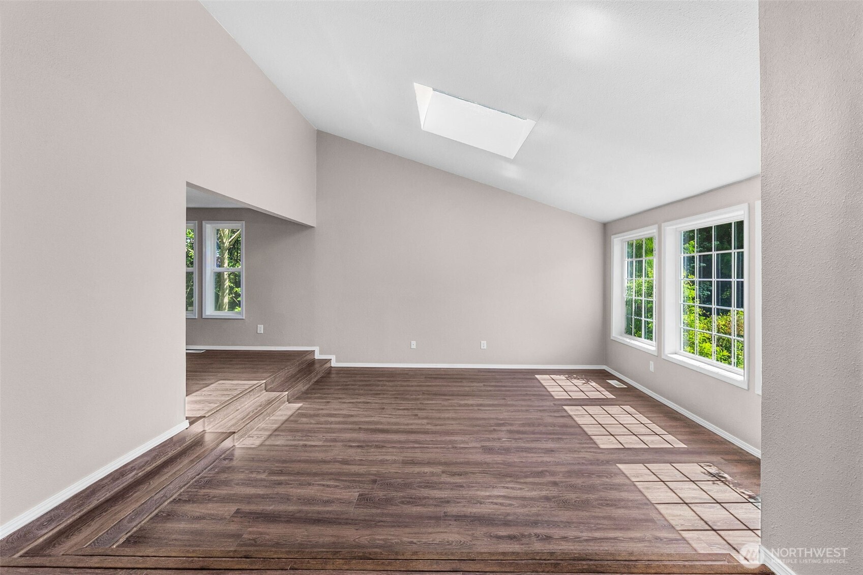 6344 Agnes Road Northeast Tacoma, WA 98422 - Photo 4 of 35 Gallery Image 4