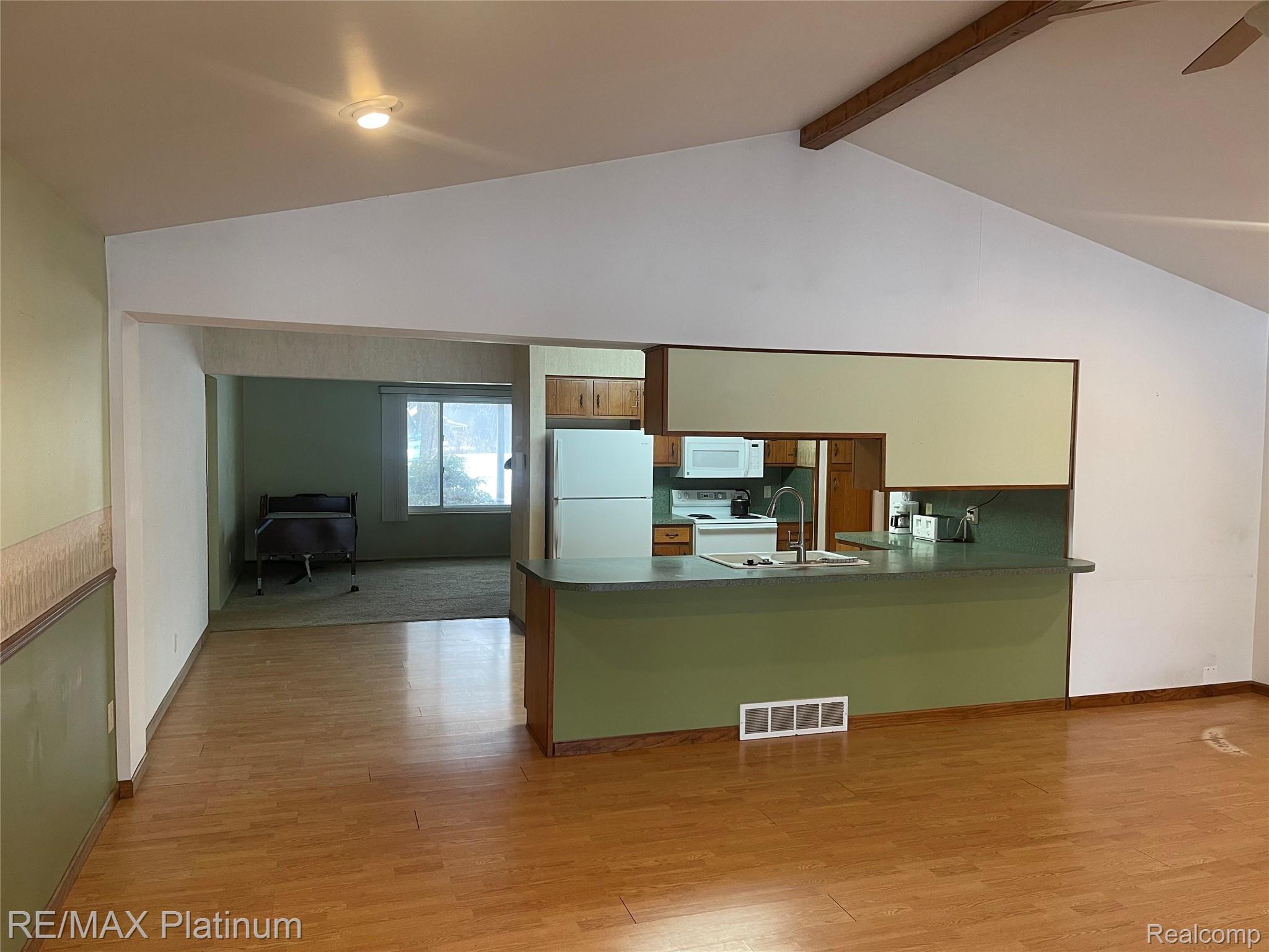 11051 Torrey Road Fenton, MI 48430 - Photo 9 of 21 Photo Dec 23, 1 44 27 PM.jpg