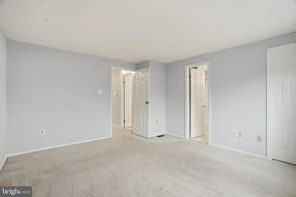 $2,800 | 7727 Eagles Head Court, Rockville, MD 20855