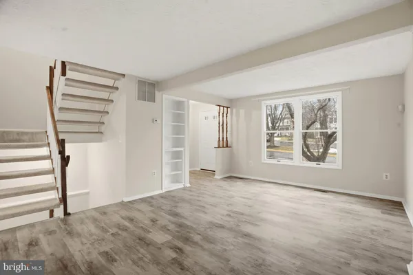 $2,800 | 7727 Eagles Head Court, Rockville, MD 20855