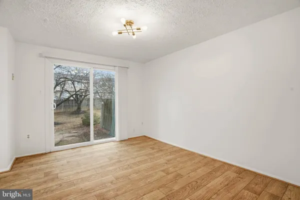 $2,800 | 7727 Eagles Head Court, Rockville, MD 20855